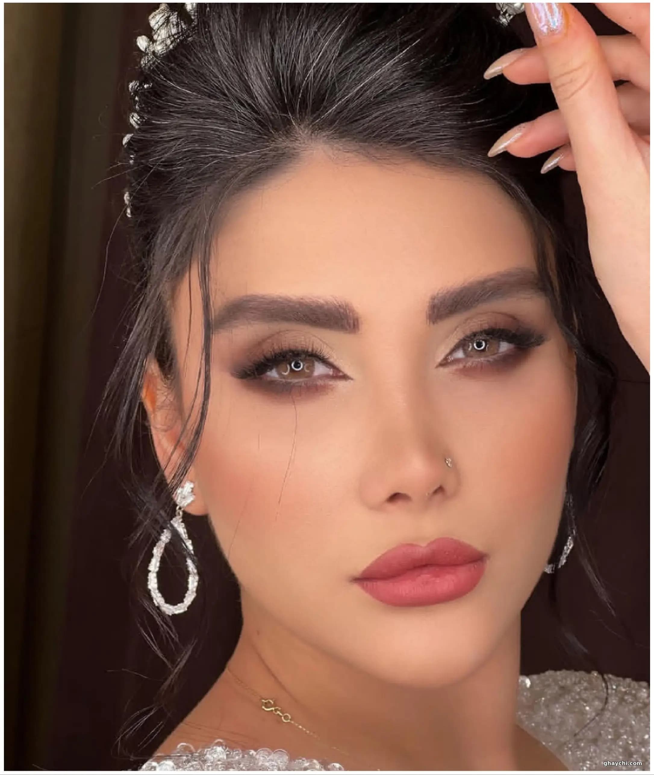 نمونه کار میکاپ — میکاپ اروپایی قبل و بعد زنانه در پیروزی، تهران — ریحانه کجوری