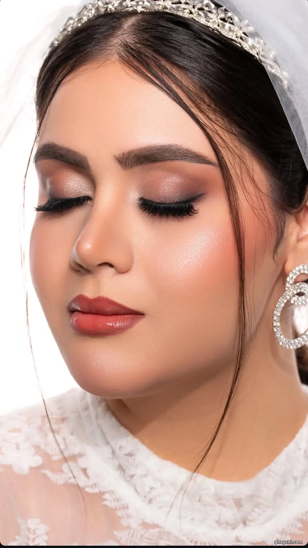 نمونه کار عروس — میکاپ عروس قبل و بعد زنانه در خیابان مدرس، اصفهان — کاتالیابیوتی اصفهان