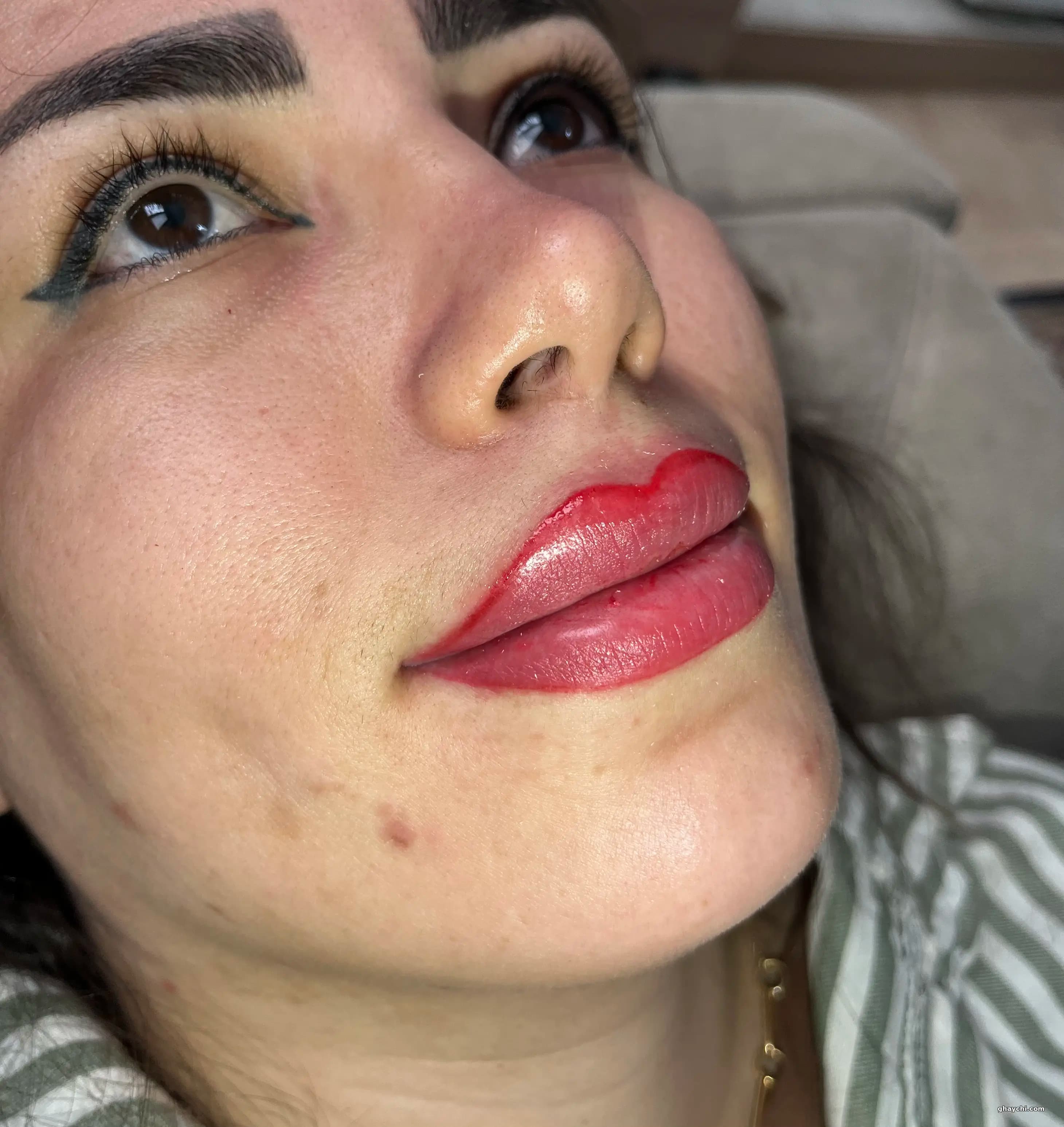نمونه کار آرایش دائم — خط لب دائم قبل و بعد زنانه فاطمه پیری فاضلی