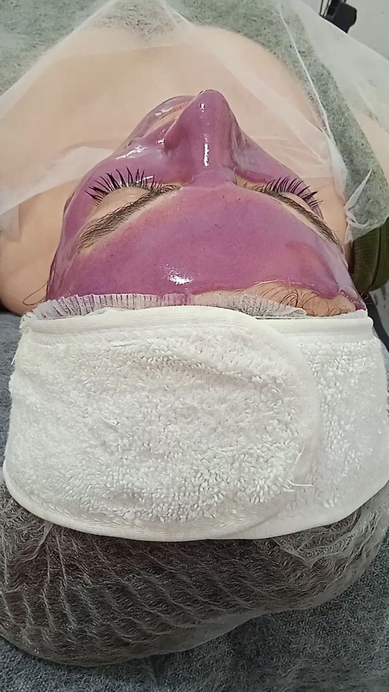 نمونه کار پوست — کلاژن سازی ویدئو زنانه در رشت، رشت — سکینه رجبی مقدم