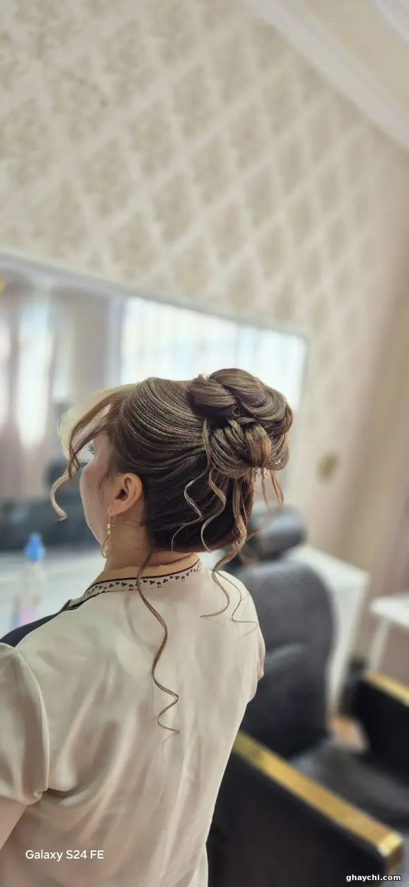 نمونه کار مو — شینیون و کرلی زنانه در تبریز، تبریز — رخ آرا
