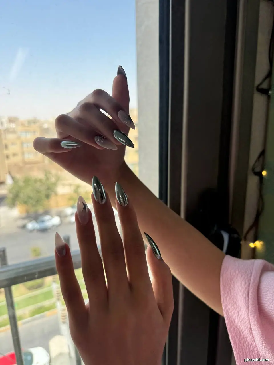 نمونه کار ناخن — کاشت ناخن زنانه در  خیابان رباط، اصفهان — ساناز ترکزاده