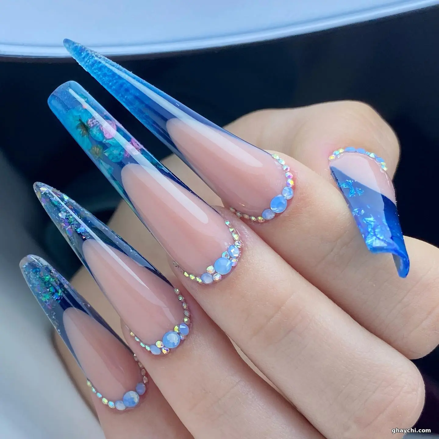 آرایشگر معصومه سادات میرحسینی