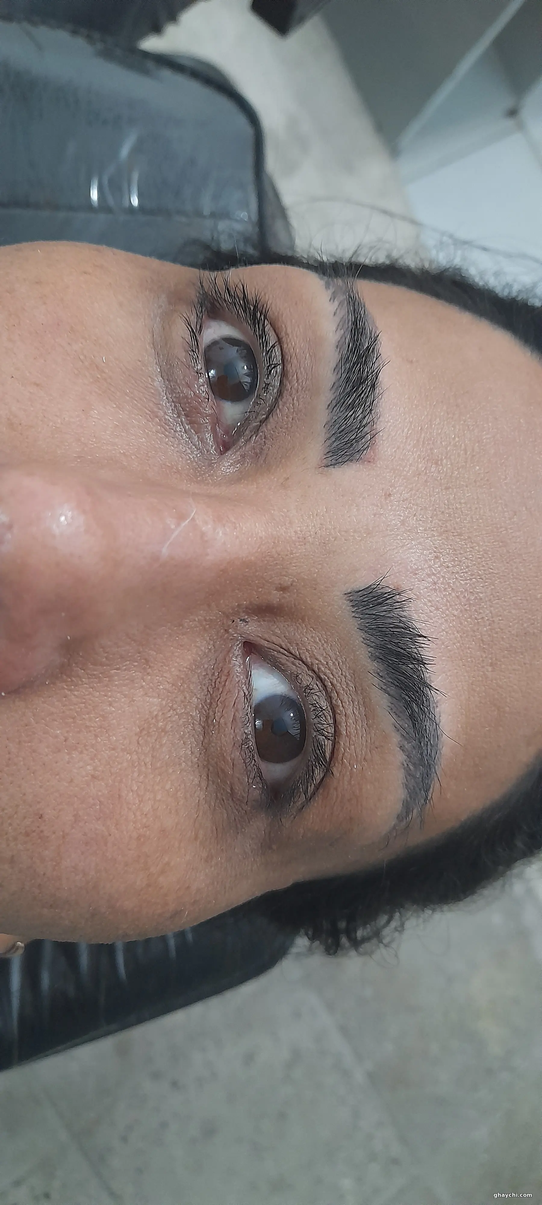 قبل آرایش دائم — بن مژه در خیابان مهدی، مشهد — فاطمه غلامی زاوه