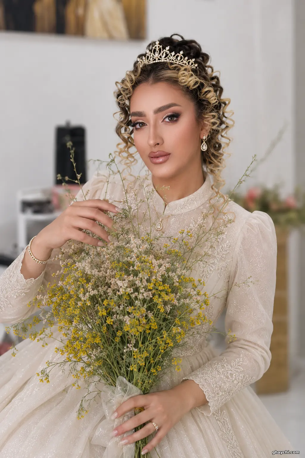 آرایشگر لیلا اکبرزاده