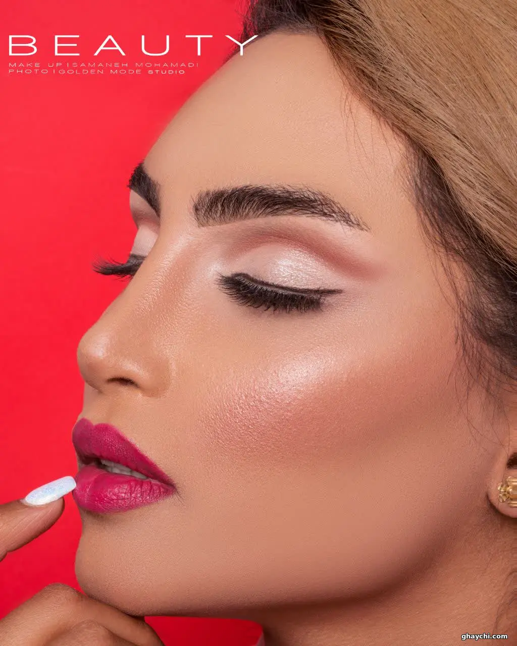 نمونه کار میکاپ — میکاپ لایت زنانه در  خیابان اشراق، اصفهان — سمانه محمدی