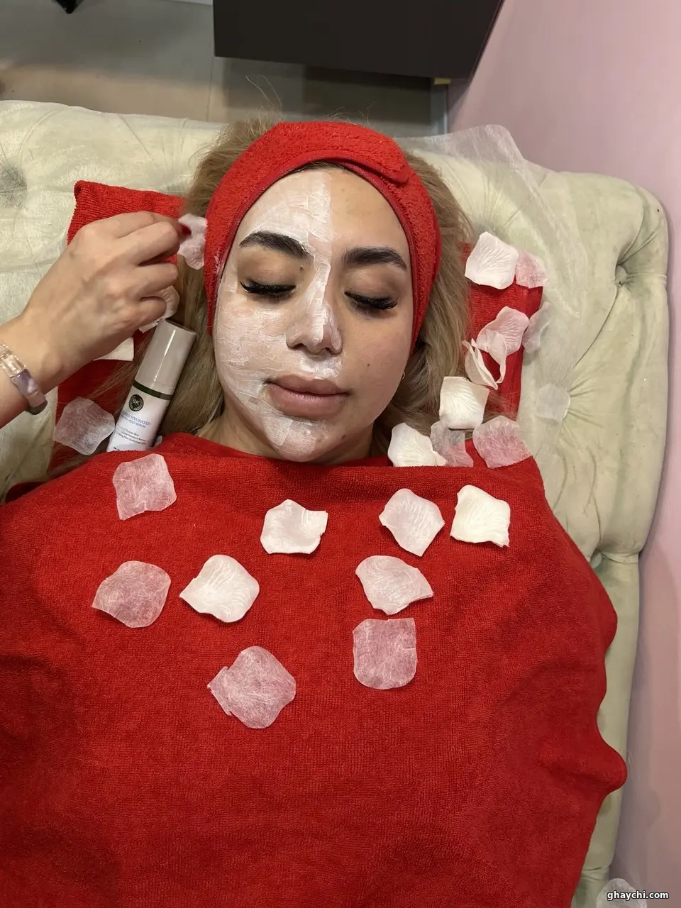 نمونه کار پوست — فیشیال صورت زنانه در زیتون کارمندی، اهواز — ناهید زویداوی اصل